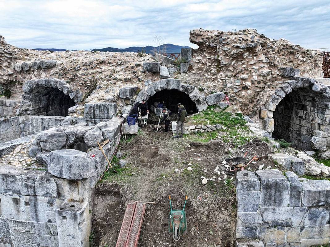 Papa Francis, o kentte keşfedilen Hz. İsa'nın freskini görmek için geliyor! Turistlerin ziyaretine açıldı, büyük ilgi var 22